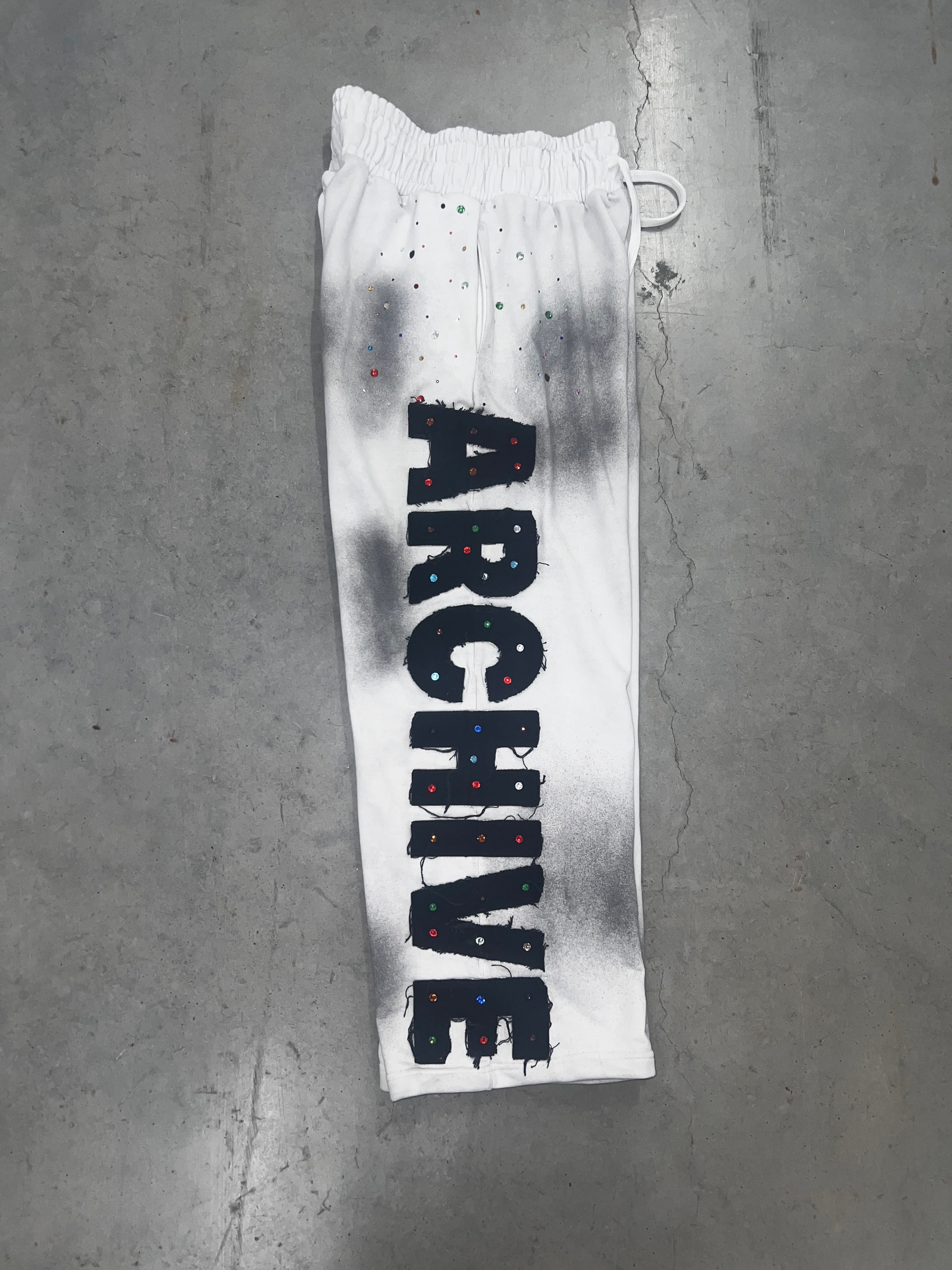 WHITE OREO "VELLI ARCHIVE" Rhinestone Sweats